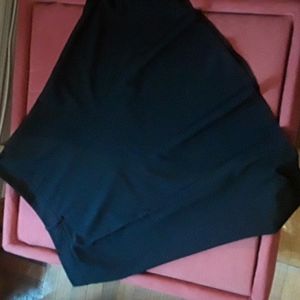 ☆NWOT | LARRY LEVINE Black Flared Skirt 10☆